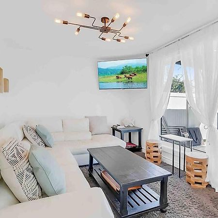 2 Bedroom Getaway On The River/Close To Marina Belle River Exteriör bild
